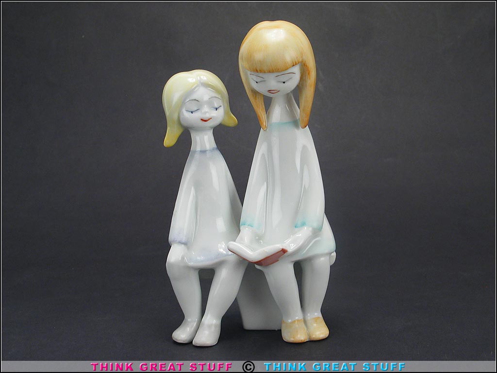 Product photo #100_8240 of SKU 21004001 (Hollohaza 1950s “Two Girls Reading” Porcelain Figurine)