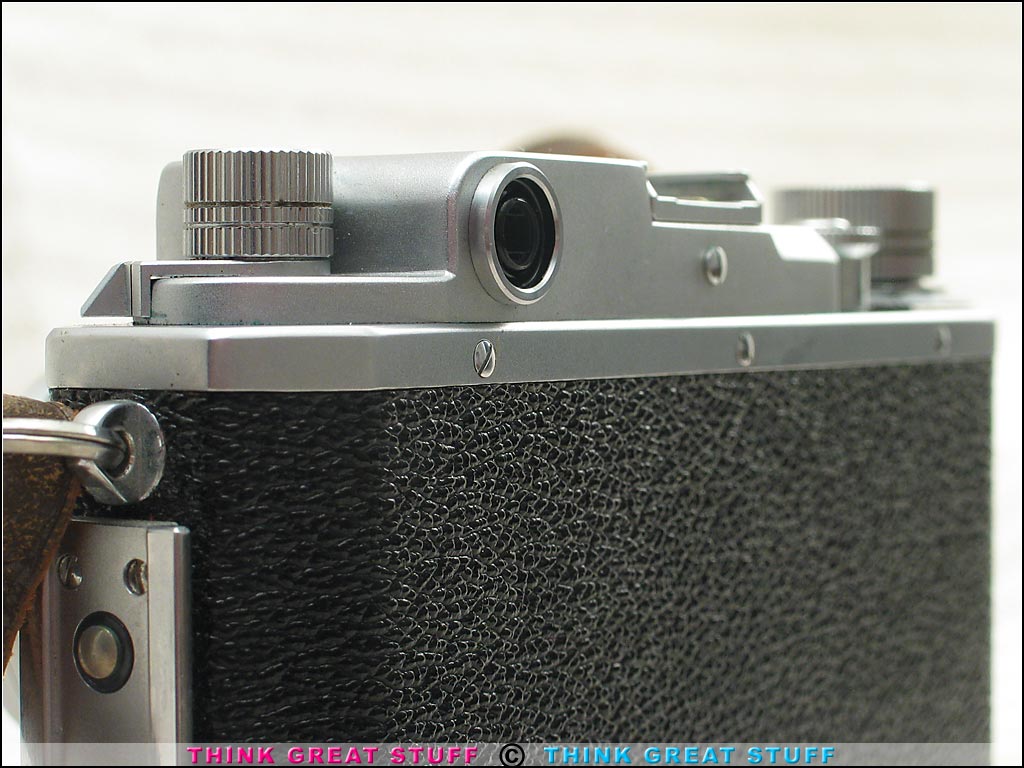 Photo 100_3673 Product photo #100_3673 of SKU 21001183 (Canon IIF2 “EP” 1955 vintage 35mm Rangefinder Camera Bundle)