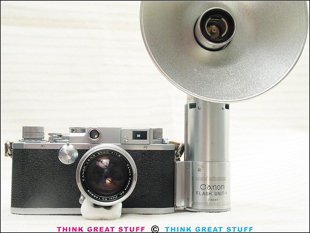 Photo 100_3706 Product photo #100_3706 of SKU 21001183 (Canon IIF2 “EP” 1955 vintage 35mm Rangefinder Camera Bundle)