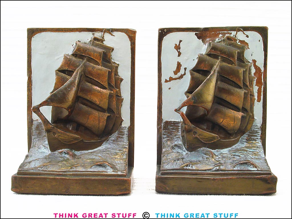 Photo 100_6700 Product photo #100_6700 of SKU 21001273 (Tall Ship + Lighthouse 1920s Pompeian Bronze Antique Bookends)