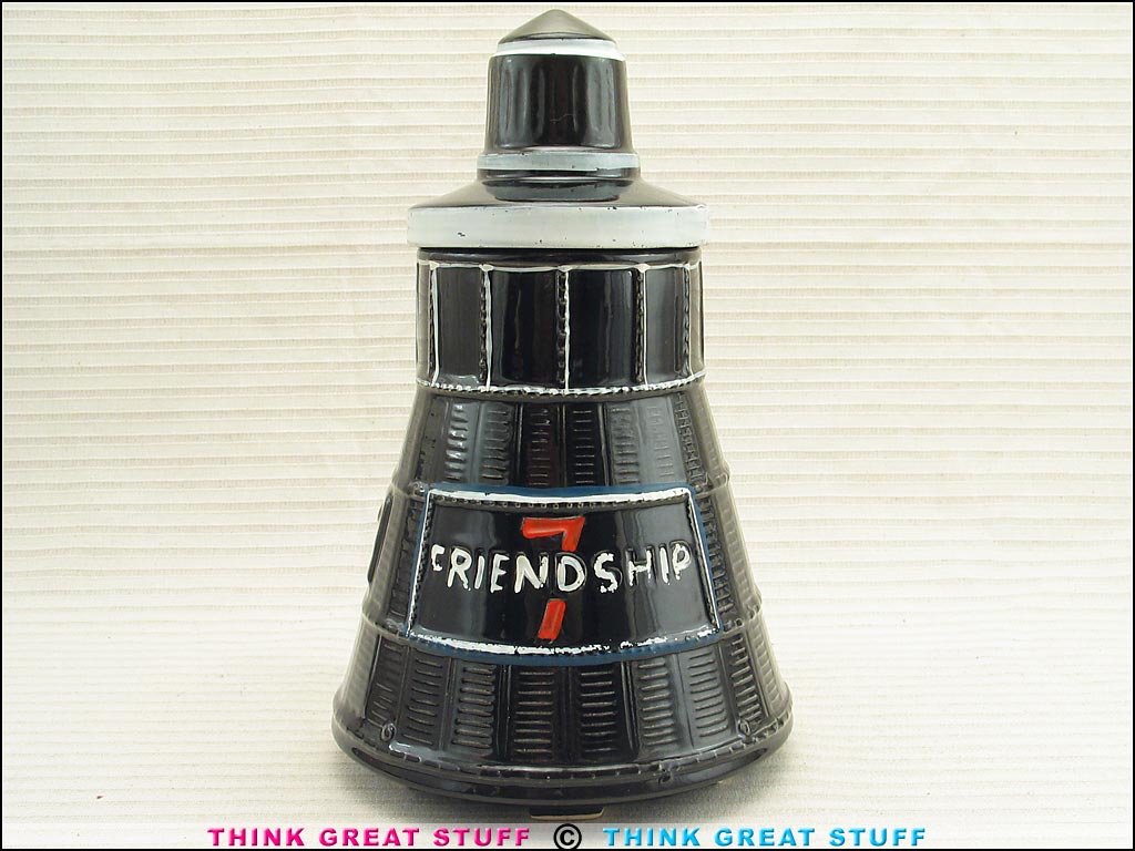 Photo 100_6890 Product photo #100_6890 of SKU 21001284 (McCoy "Friendship 7" NASA Spaceship Vintage Cookie Jar)