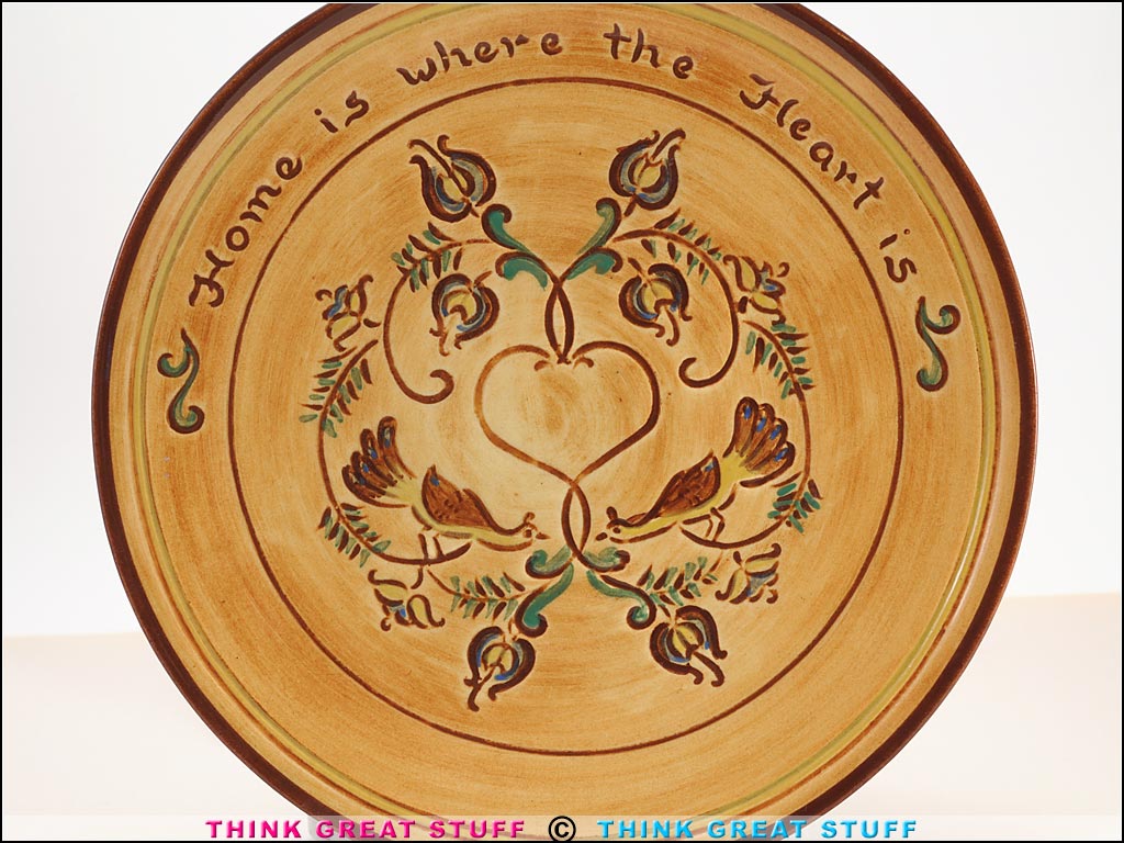 Product photo #100_9601 of SKU 21004018 (Pennsbury Pottery, “Home is where the Heart is” 8-inch Decorative Plate)