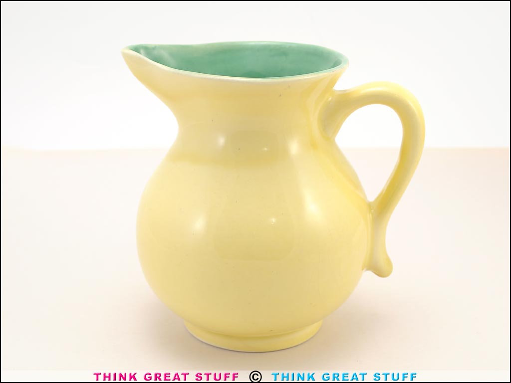 Product photo #100_9751 of SKU 21004032 (Pennsbury Pottery, Yellow and Green 1-pint Pitcher)