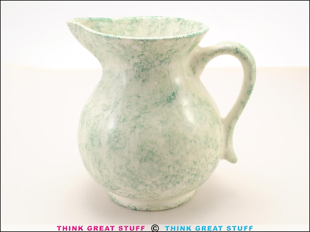 Product photo #100_9761 of SKU 21004033 (Pennsbury Pottery, Green and White Spongeware 1-pint Pitcher)